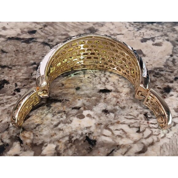 STUNNING, Akkad Black Green White Drop Dead Gorgeous SPARKLING Bangle Bracelet - Picture 14 of 16